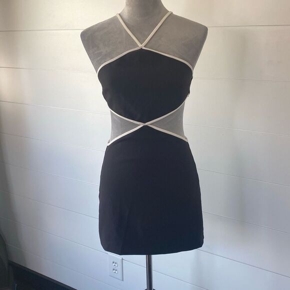 Zara mini dress black with white trim - Picture 9 of 9